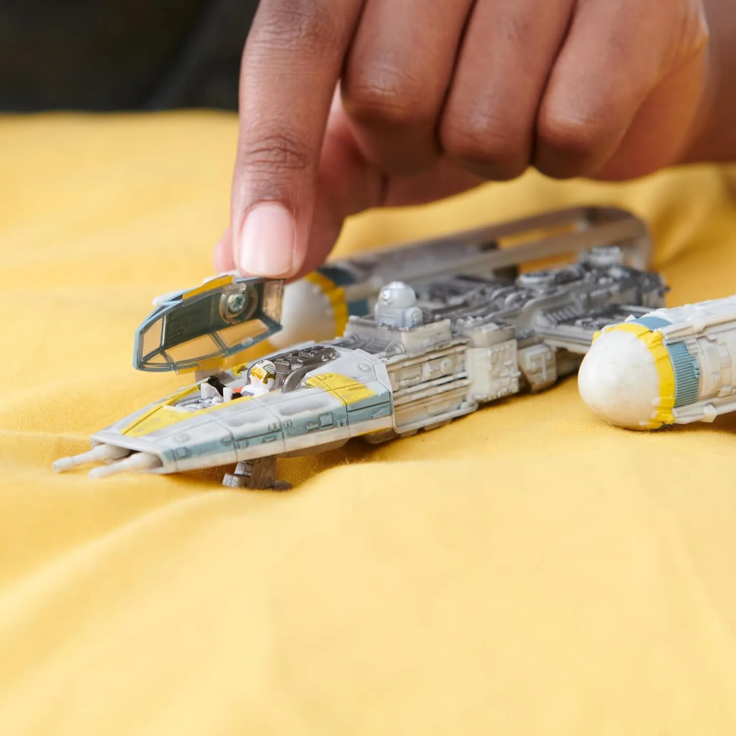 Gold Leader's Y-Wing | Star Wars Micro Galaxy Squadron Series 4 - Image 5